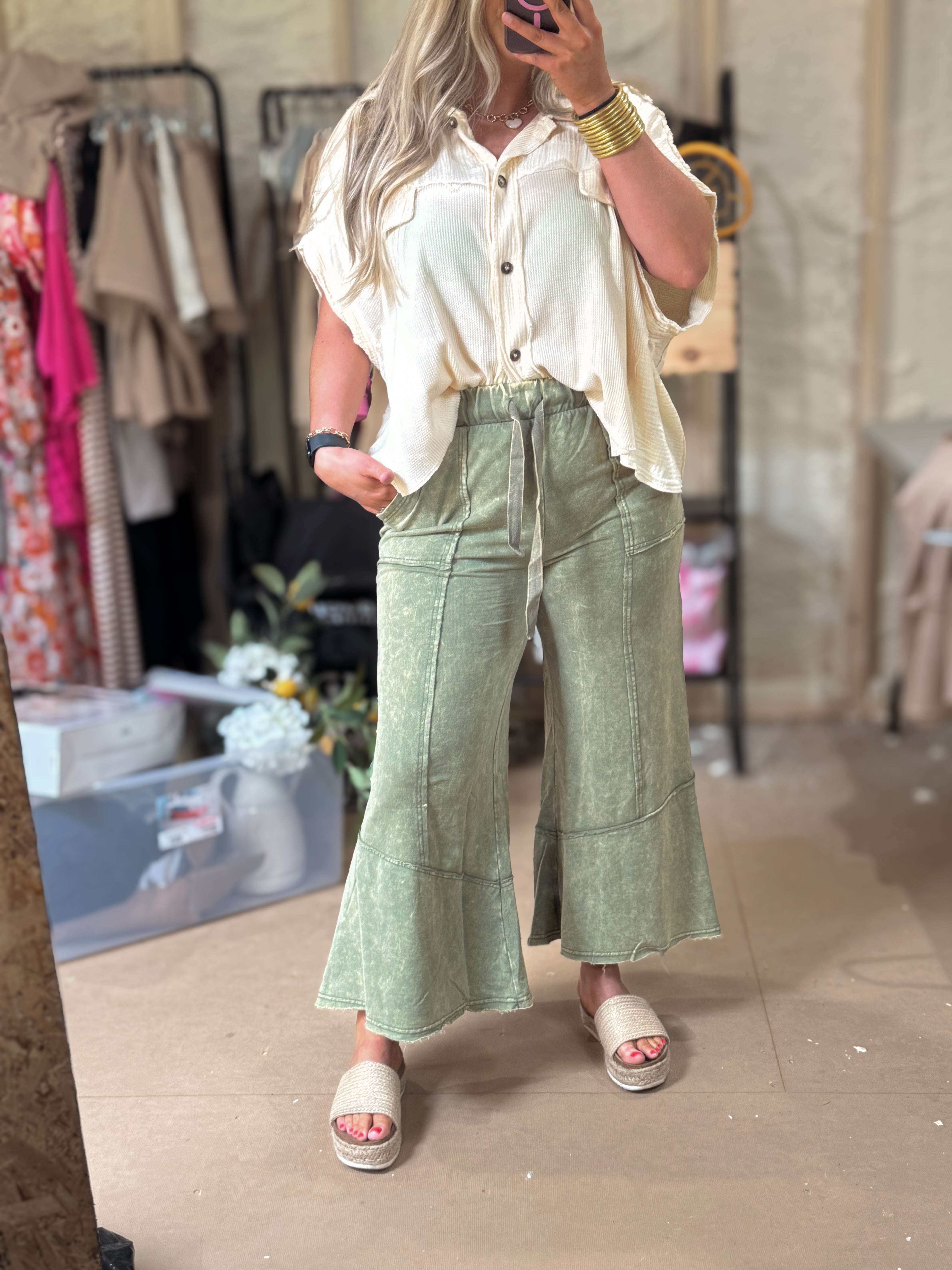 Out and About Stretch Pants Olive